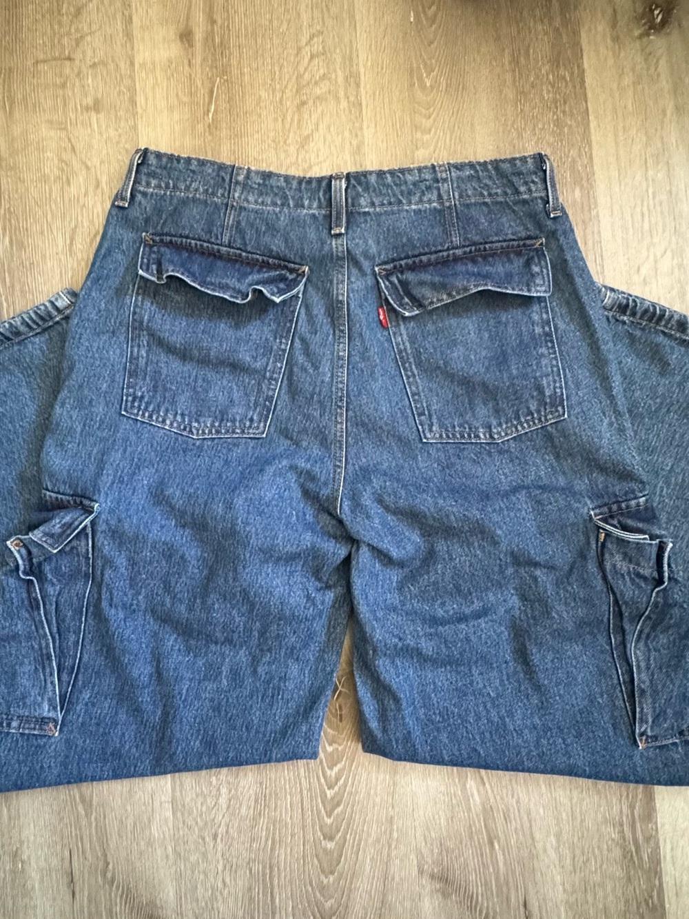Levi’s 94 Baggy Jeans - Picture 2 of 4